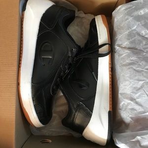 Champion 9.5 sneakers